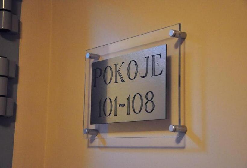 هتل Pojezierze