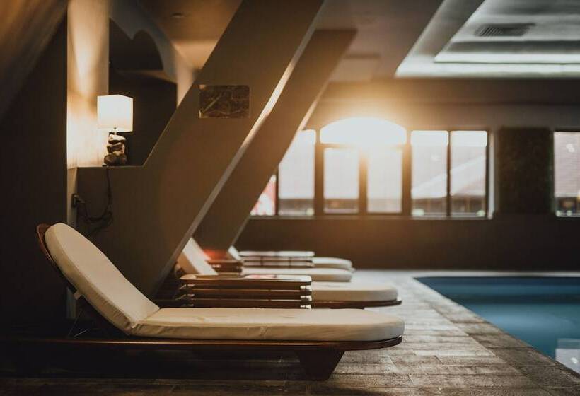 فندق Q Resort And Spa