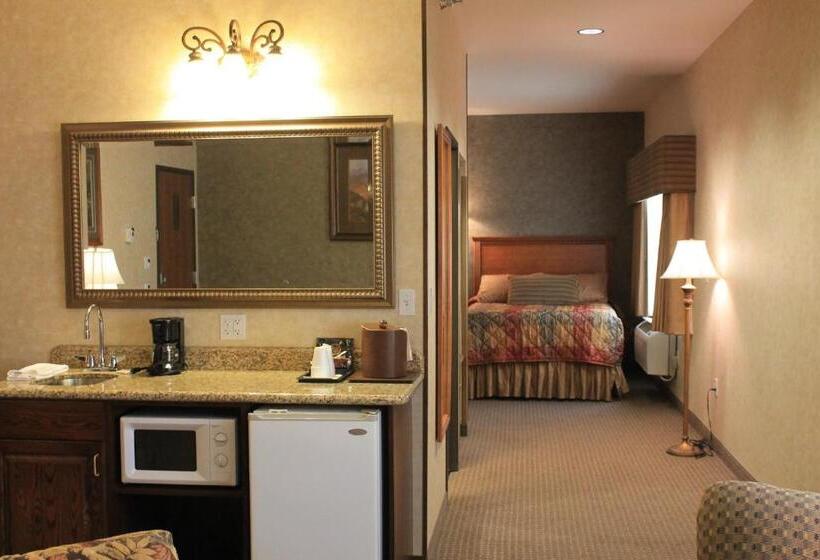 هتل Rushmore Express Keystone