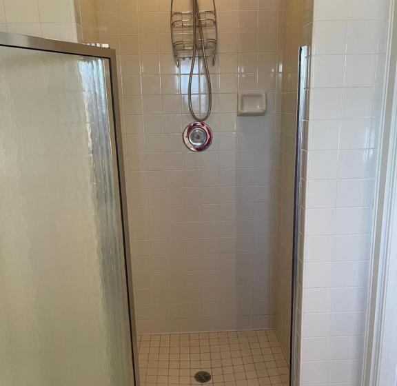 مبيت وإفطار The Brower House