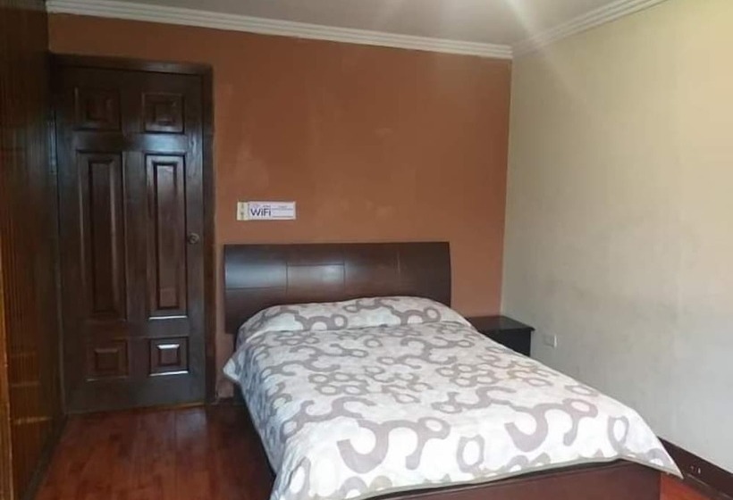 فندق Hostal Resthouse