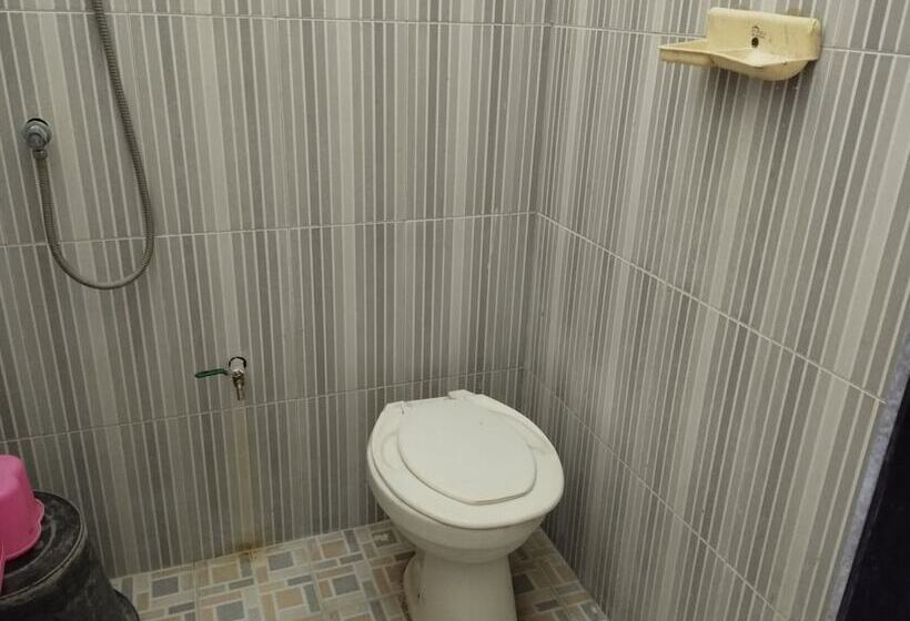 Отель Oyo Life 93265 Kos Cendana Seruni Raya