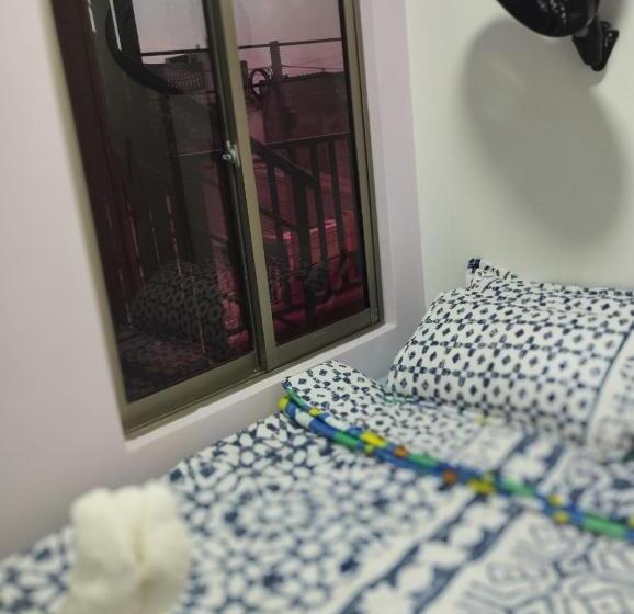 پانسیون Hospedaje Las Moras