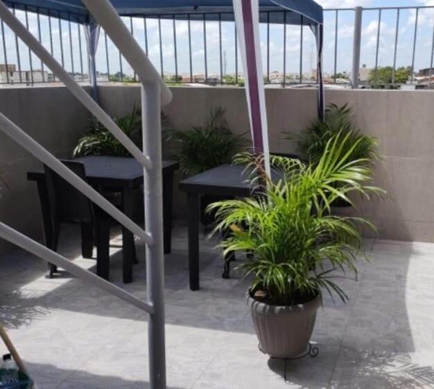 پانسیون Hospedaje Las Moras