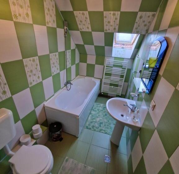 بنسيون Casa Tru