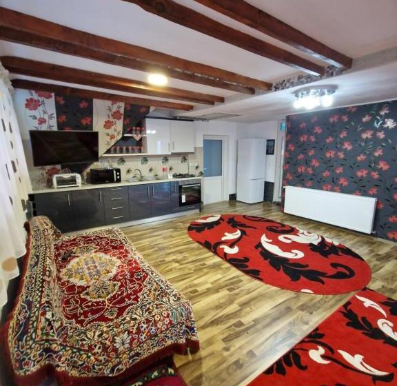 بنسيون Casa Tru