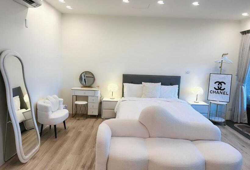 تختخواب و صبحانه 拾月。頭城無邊際泳池溫泉房