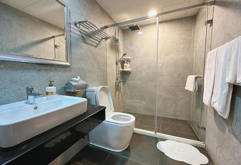 تختخواب و صبحانه 拾月。頭城無邊際泳池溫泉房