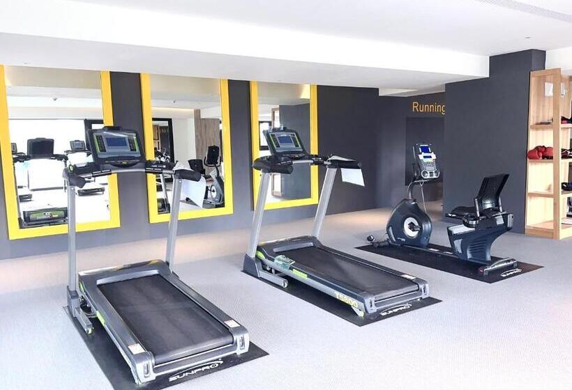 تختخواب و صبحانه 拾月。頭城無邊際泳池溫泉房