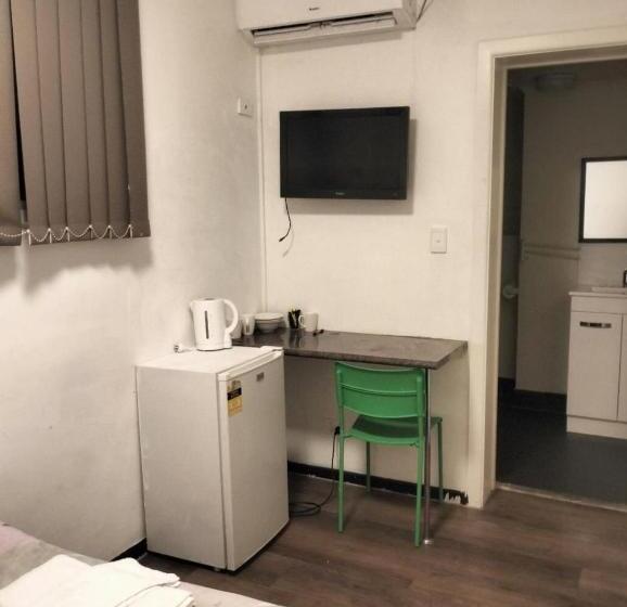 هتل Cliffinn Kangaroo Point