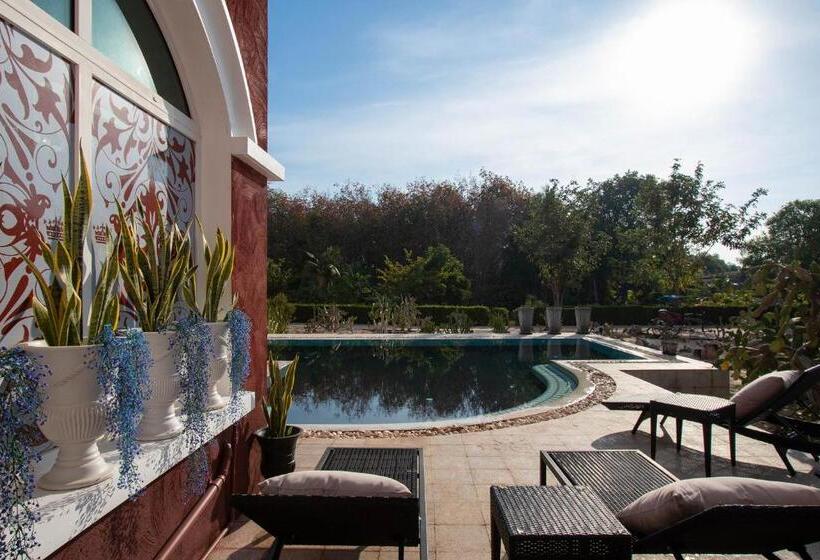 호텔 Hacienda Resort   Mae Phim