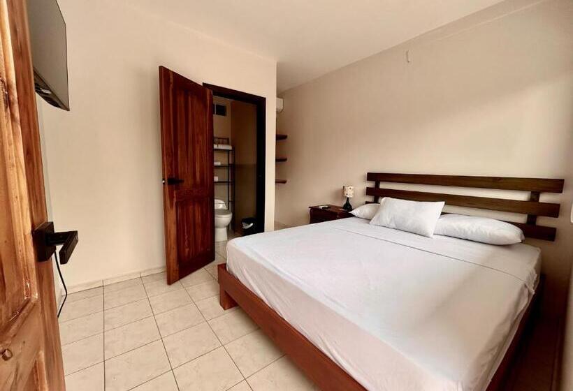 هتل Ocean Drive Lodge