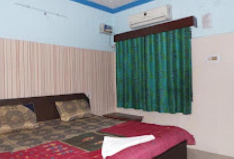 Hotel Taj Deluxe, Agra