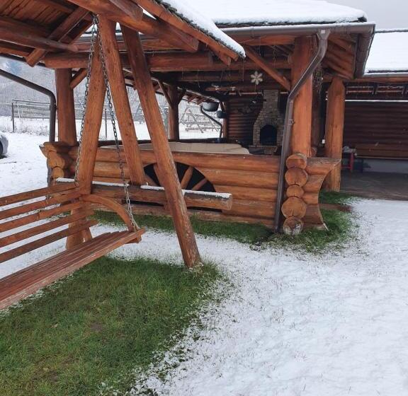 پانسیون Casa Laurentiu
