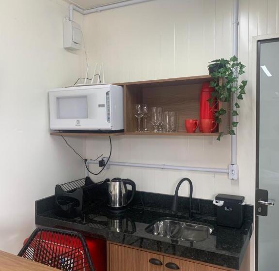ペンション Container Guest House