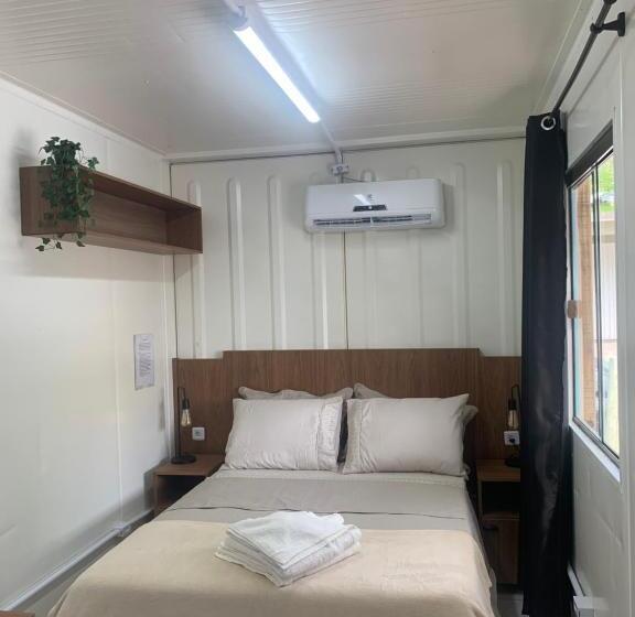 ペンション Container Guest House