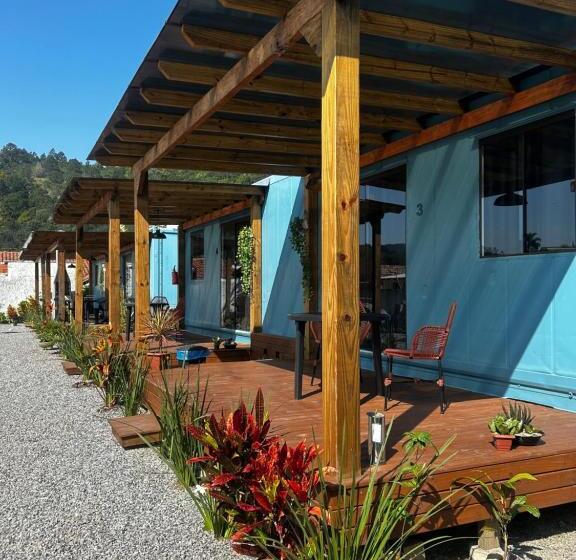 ペンション Container Guest House