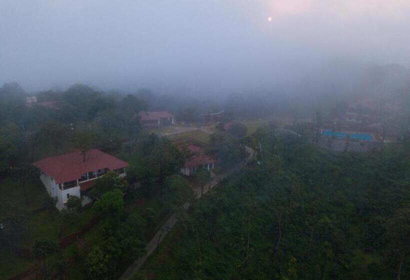 渡假胜地  Trishvam Tapovana