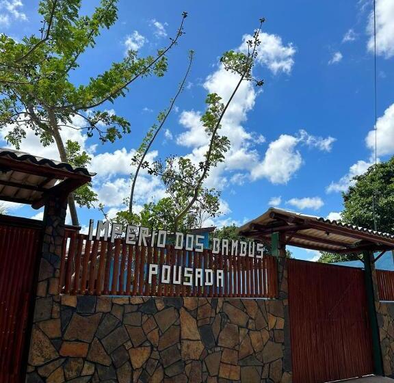 הוסטל Imperio Dos Bambus Suites