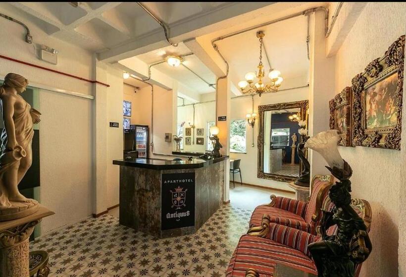 Apartamento Com Garagem No Centro De Guaramiranga
