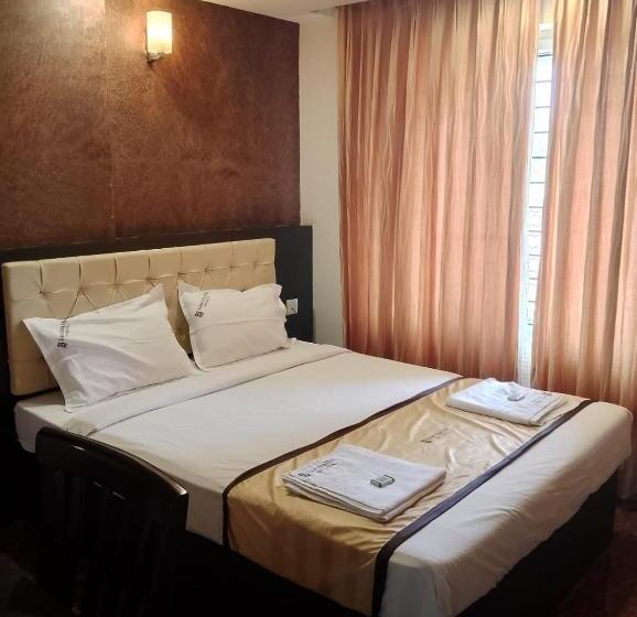 酒店 Samudyatha Inn And Suites