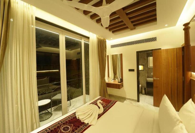 호텔 Yuvraj Le Royale