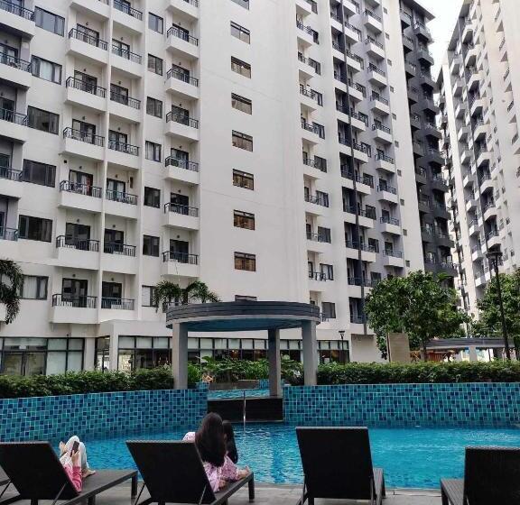 Metro Home Staycation