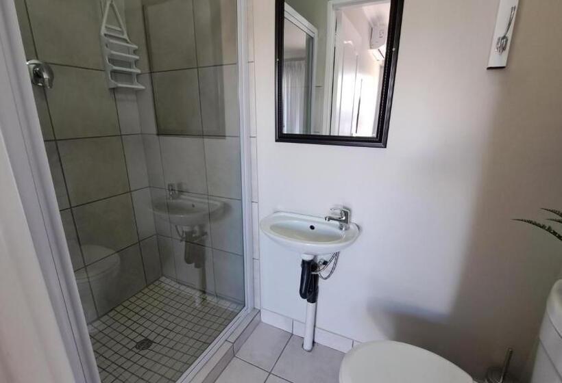 ペンション Chrisserus Guest Rooms