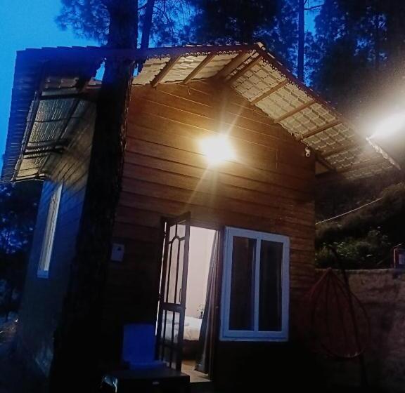 אתר נופש Shiv Forest Villas