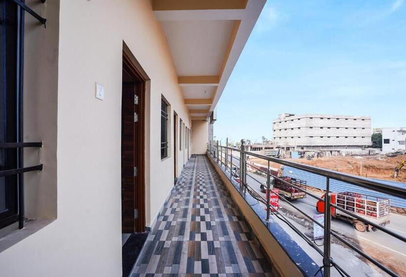 Spot On Hotel Pragya 5