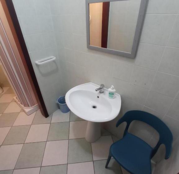 הוסטל Casa Nostra