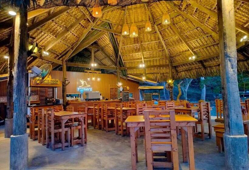 مبيت وإفطار Farmer’s Cafe Villas