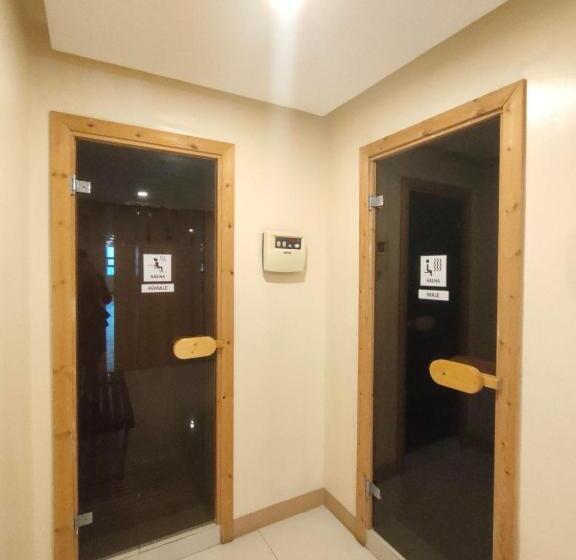 فندق 101 Nb Samspacious Accomodation Place