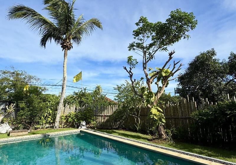 ホテル Pondok Sentana Guest House