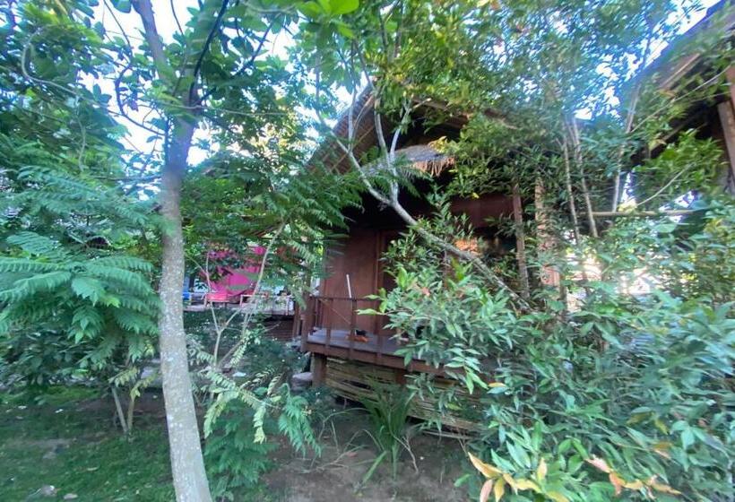 فندق Spot On 93511 Rinjana Homestay