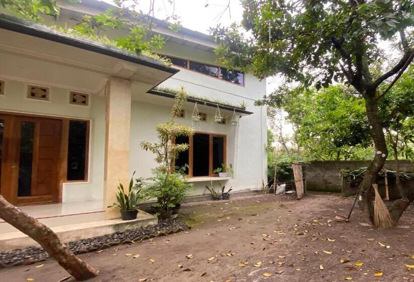 فندق Spot On 93519 Kebun Manis Homestay
