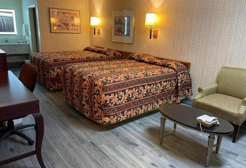 모텔 Regency Inn Norco