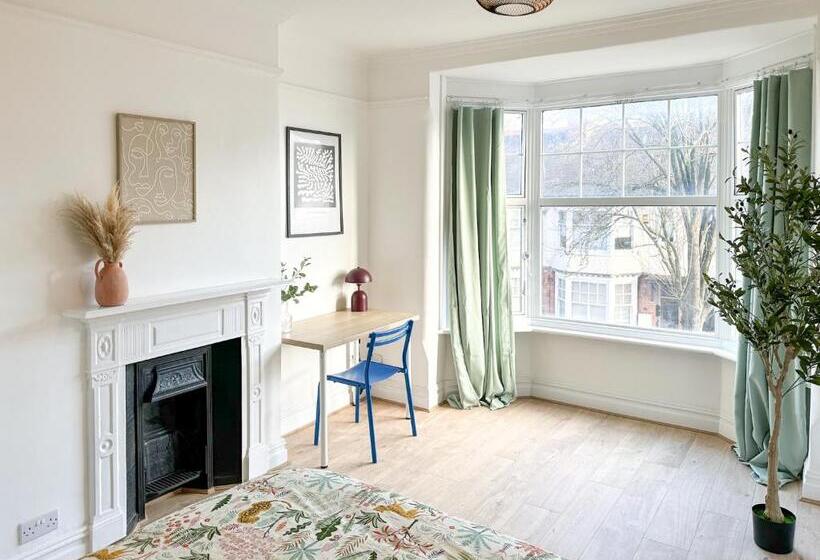 پانسیون Fosse Luxurys