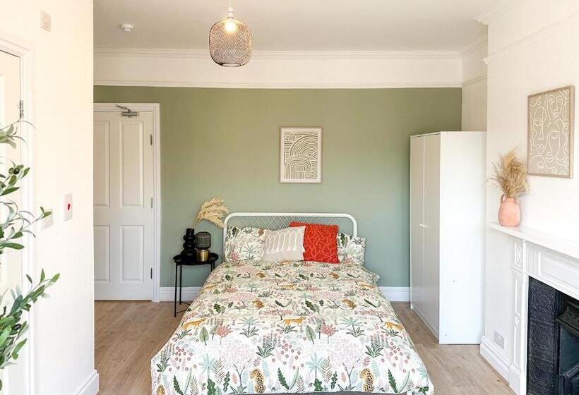 پانسیون Fosse Luxurys