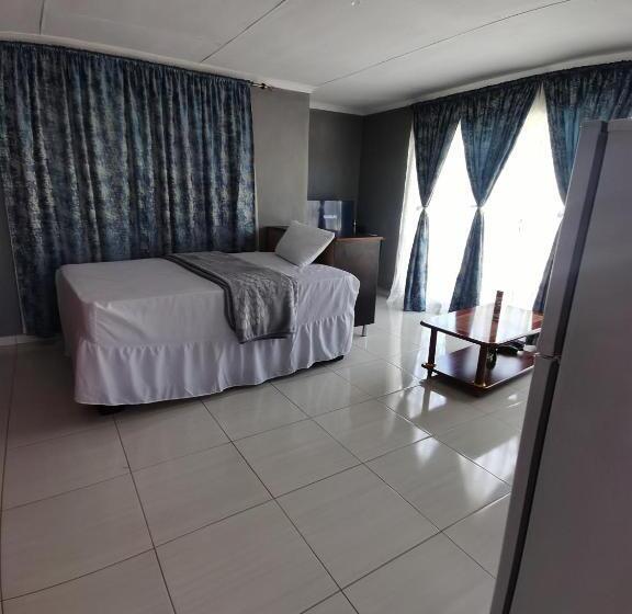 膳宿费 Jmd & Fivhilini Guest House