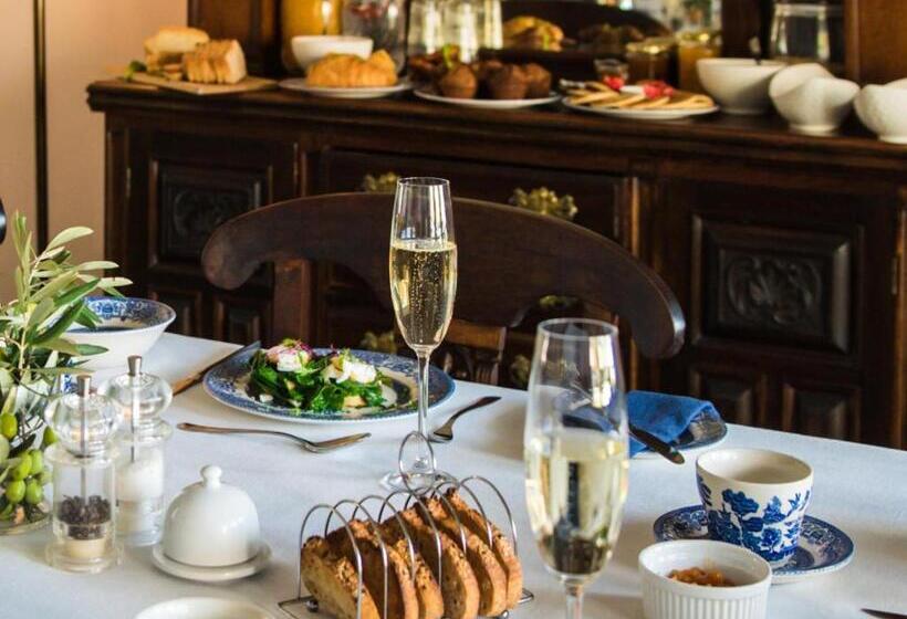 ペンション Vier Seisoene Gastehuis