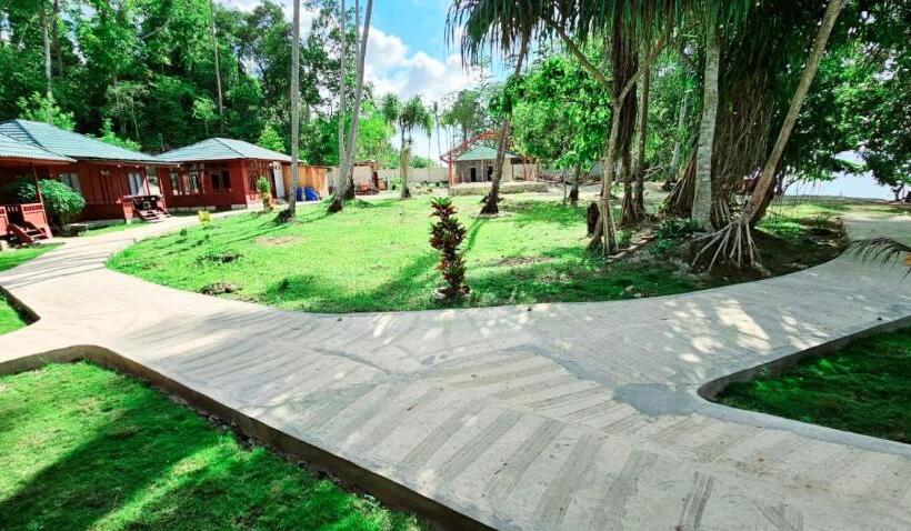 Raflow Resort Raja Ampat