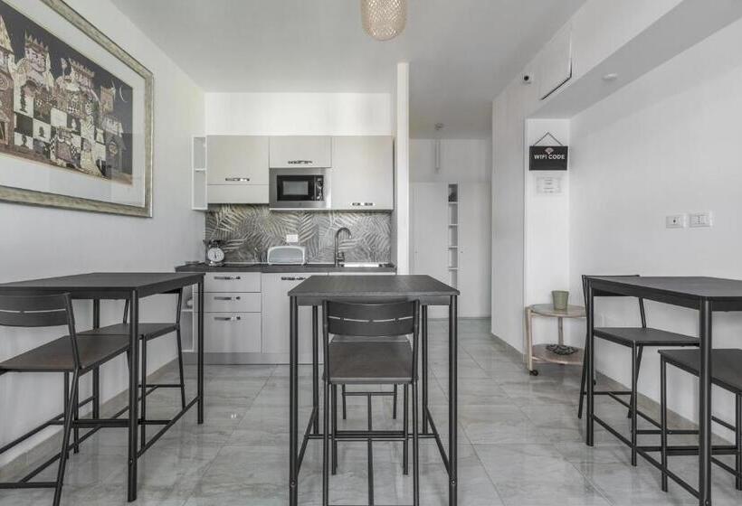 Appia Rooms