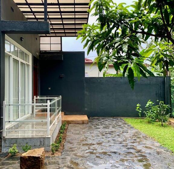 مبيت وإفطار Rani Suite And Cabin