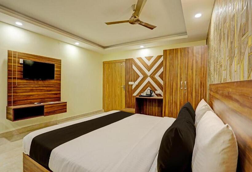 فندق Jps Palm Inn