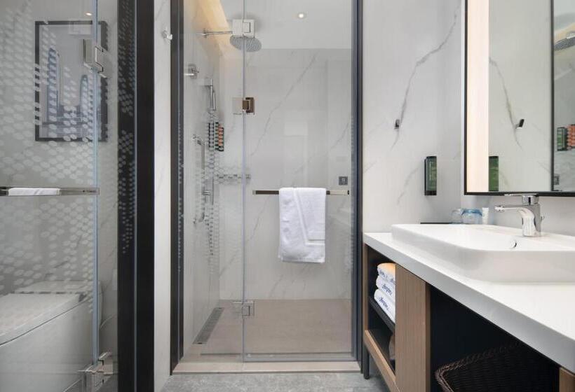 ホテル Hampton By Hilton Guangzhou Renhe Baiyun Airport Free Airport Shuttle Bus