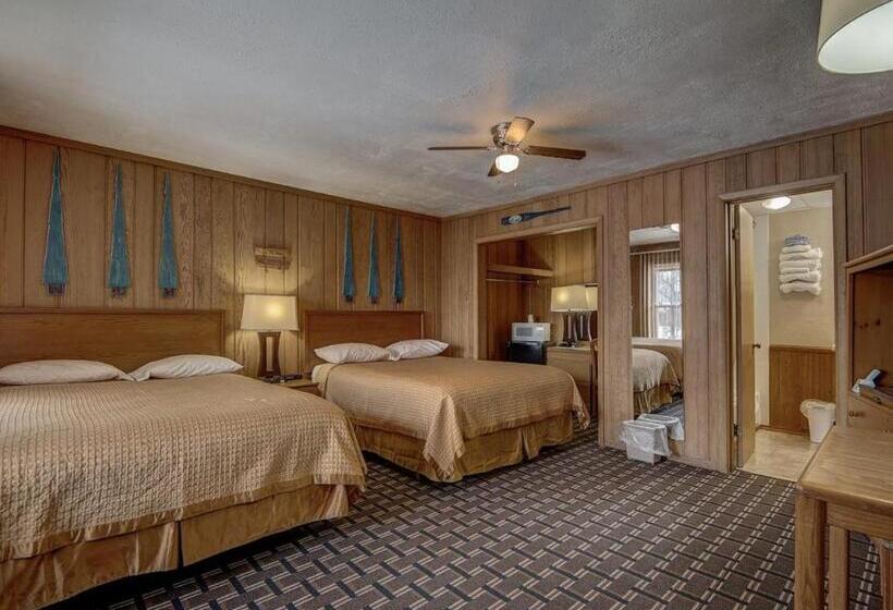 호텔 Okoboji Lodge