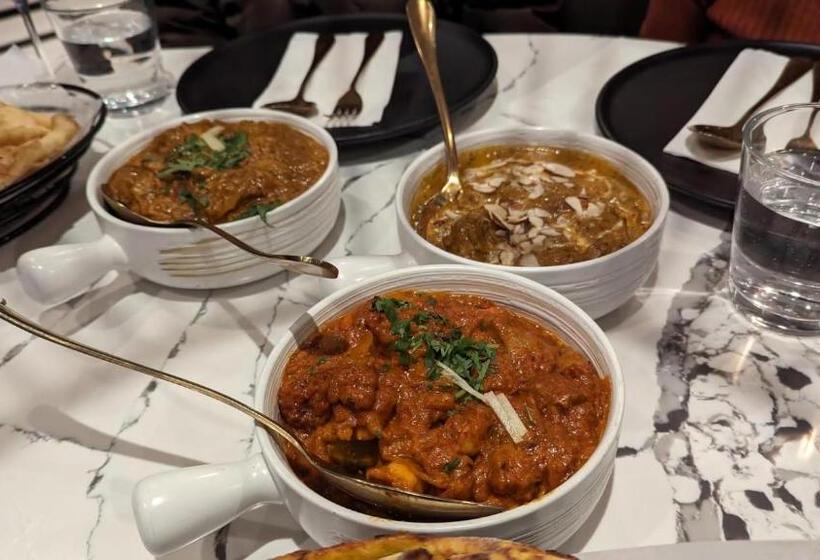 בית מלון כפרי Rays Inn Boarding & Lodging