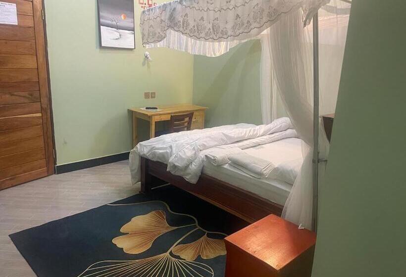 فندق The First Royal Tour Lodge