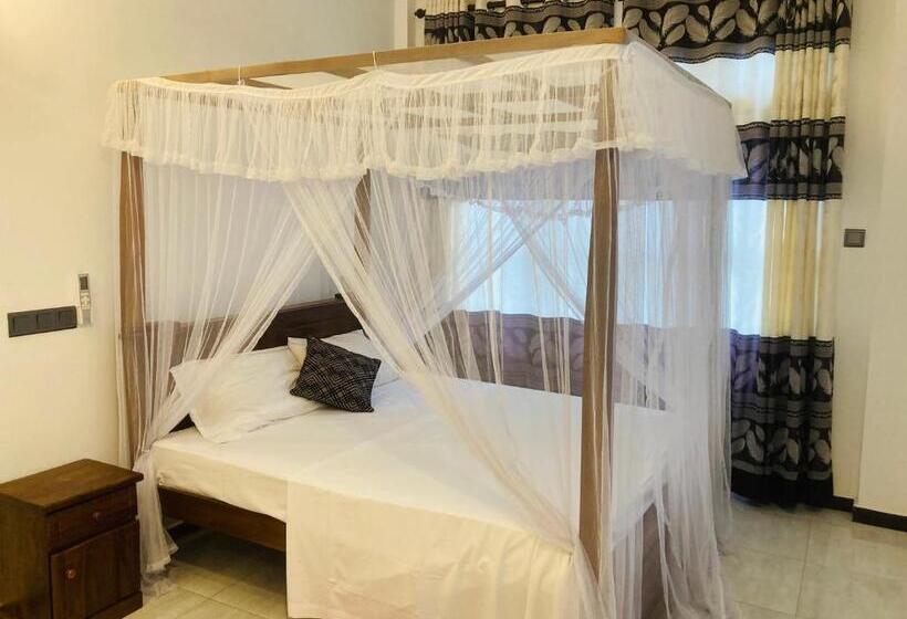 بنسيون Horizon Guest House